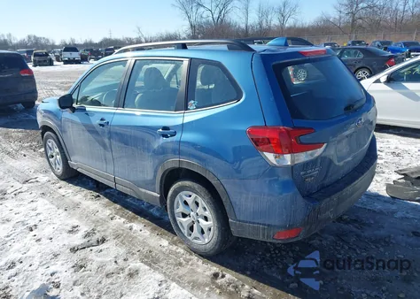2021 Subaru Forester z USA, uszkodzony, nr VIN JF2SKADC7MH470113